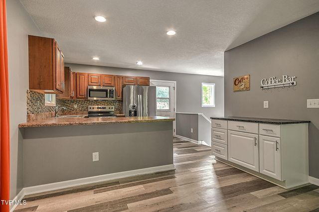 5 Poplar Wood Court, Johnson City, TN 37604