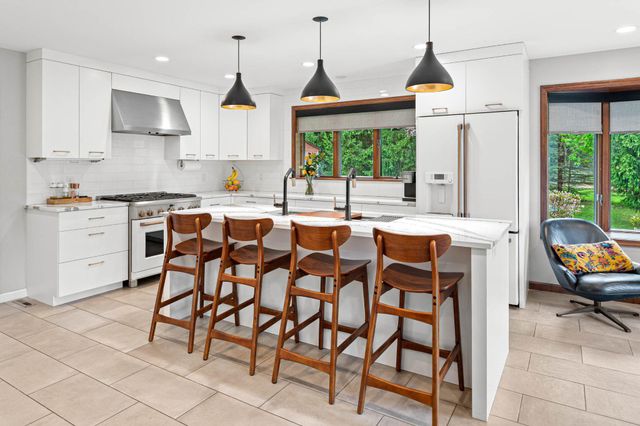 703 RIDGE RD, Pottstown, PA 19465
