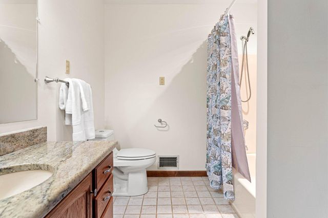 703 RIDGE RD, Pottstown, PA 19465