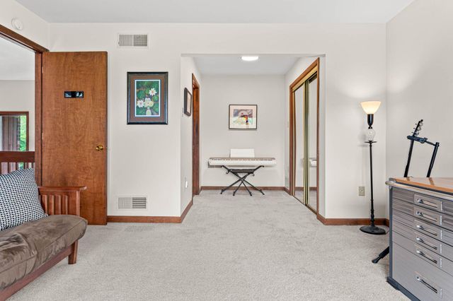 703 RIDGE RD, Pottstown, PA 19465