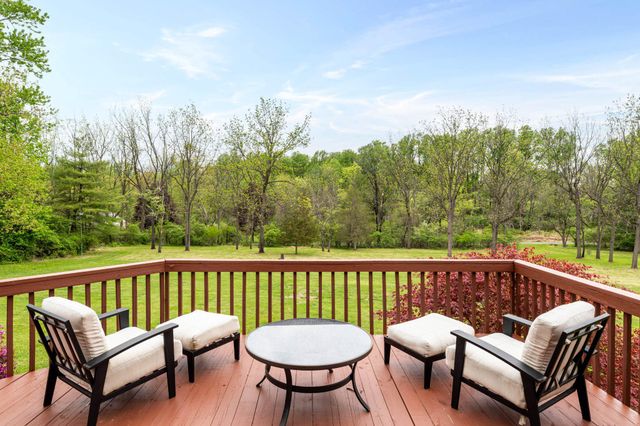 703 RIDGE RD, Pottstown, PA 19465