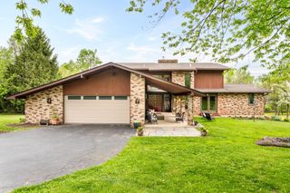 703 RIDGE RD, Pottstown, PA 19465