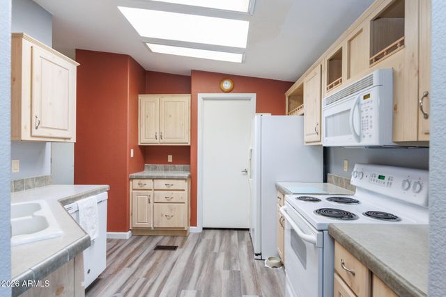155 E Rodeo Road 21, Casa Grande, AZ 85122