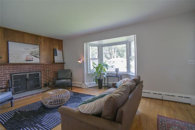 539 Washington Avenue, Irondequoit, NY 14617