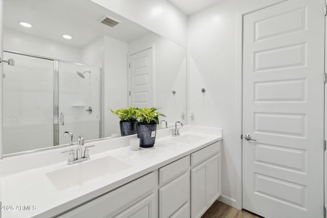 5831 N 89th Drive, Glendale, AZ 85305