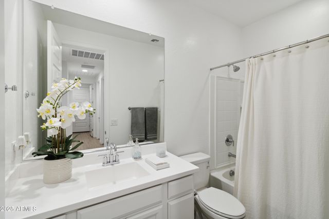 5831 N 89th Drive, Glendale, AZ 85305