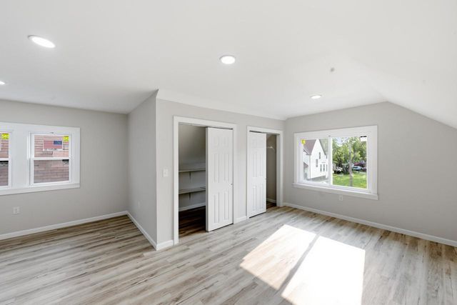 2920 N 27th STREET, Milwaukee, WI 53210