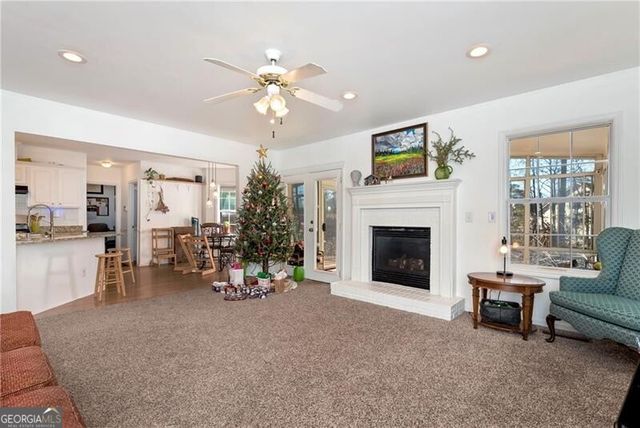 1115 Lake Lucerne Road SW, Lilburn, GA 30047