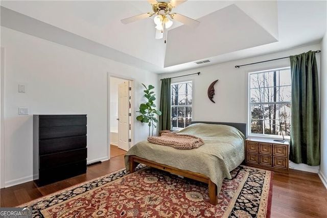 1115 Lake Lucerne Road SW, Lilburn, GA 30047