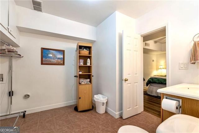 1115 Lake Lucerne Road SW, Lilburn, GA 30047