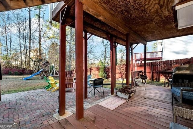 1115 Lake Lucerne Road SW, Lilburn, GA 30047