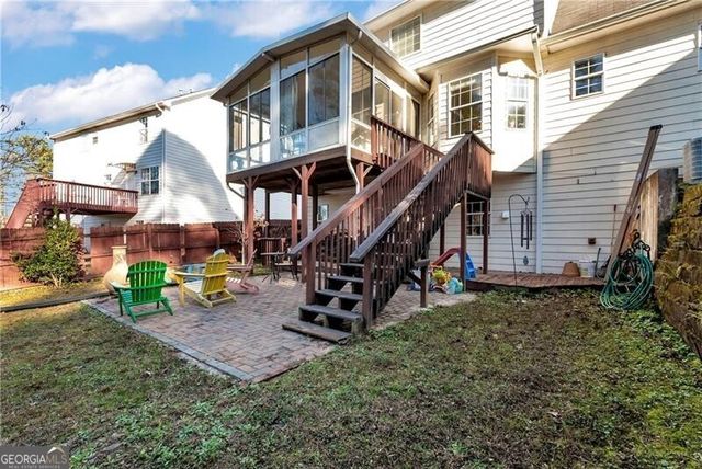 1115 Lake Lucerne Road SW, Lilburn, GA 30047