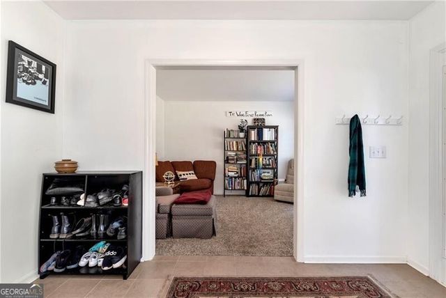 1115 Lake Lucerne Road SW, Lilburn, GA 30047