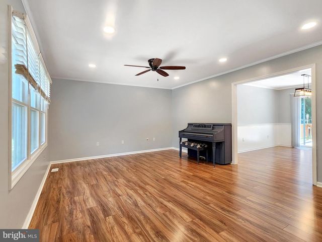 2282 BRIGANTINE BLVD, Greenbackville, VA 23356