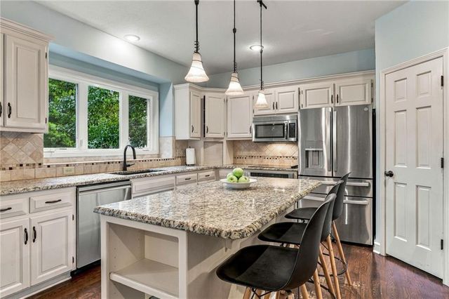 5316 W 132 Street, Overland Park, KS 66209