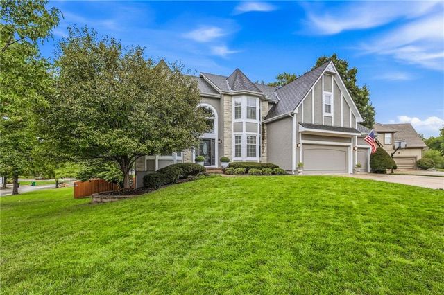 5316 W 132 Street, Overland Park, KS 66209