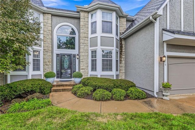 5316 W 132 Street, Overland Park, KS 66209