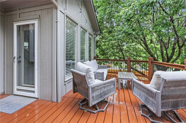 5316 W 132 Street, Overland Park, KS 66209