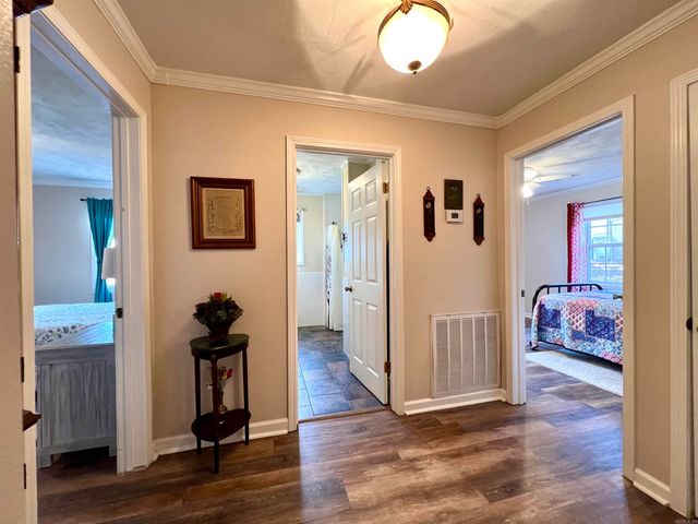 82 County Road 321, Jonesboro, AR 72401