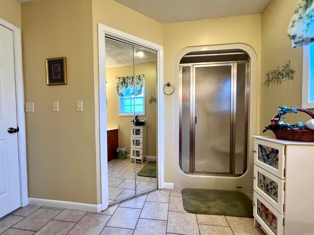 82 County Road 321, Jonesboro, AR 72401