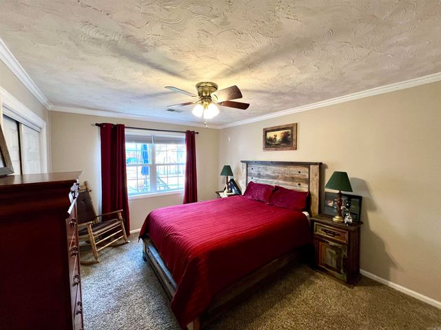 82 County Road 321, Jonesboro, AR 72401