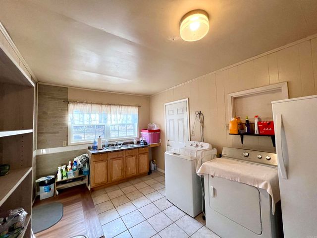 82 County Road 321, Jonesboro, AR 72401