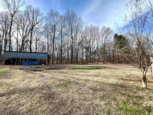 82 County Road 321, Jonesboro, AR 72401