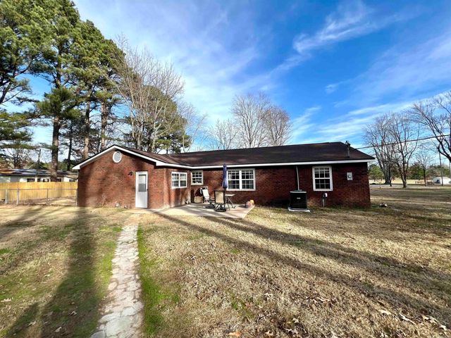 82 County Road 321, Jonesboro, AR 72401