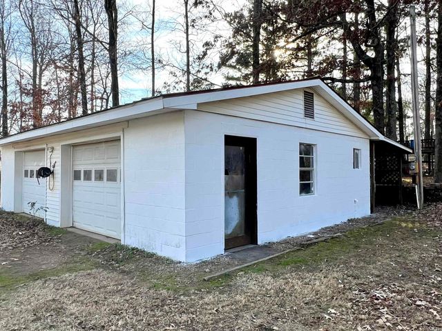 82 County Road 321, Jonesboro, AR 72401