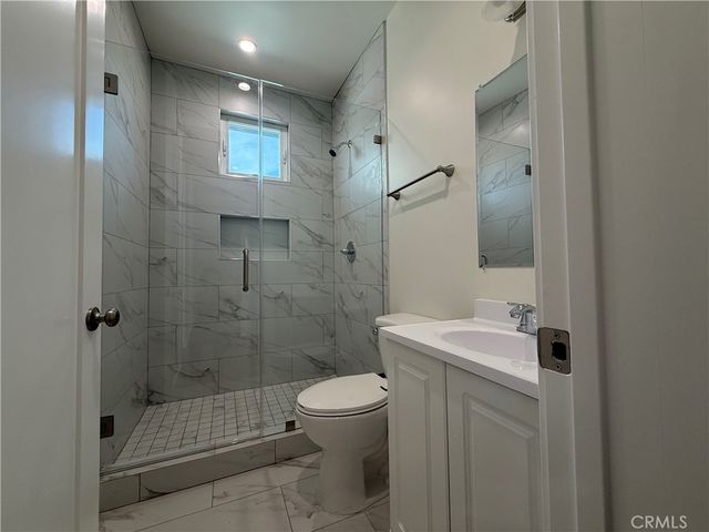 20953 Saticoy, Canoga Park, CA 91304