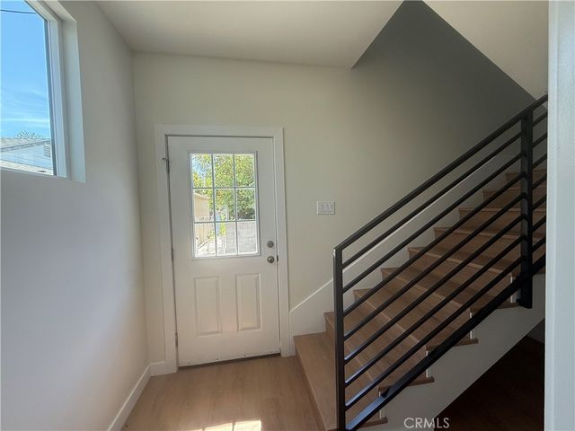 20953 Saticoy, Canoga Park, CA 91304