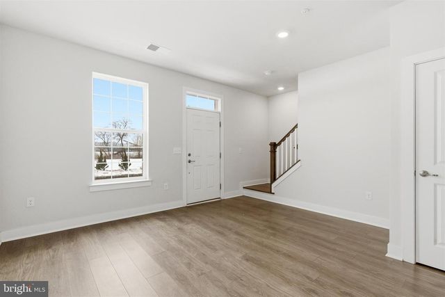 204A DOCK ST, Bensalem, PA 19020