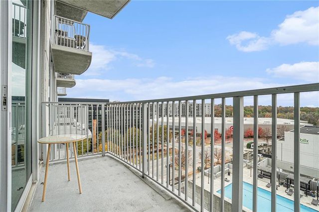 361 17th NW Street 816, Atlanta, GA 30363