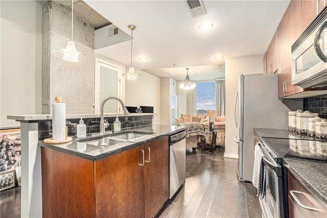 361 17th NW Street 816, Atlanta, GA 30363