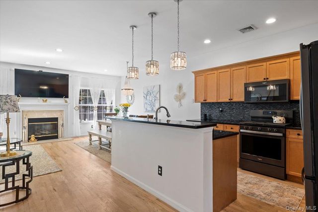 19 Terrace Lane, Patchogue, NY 11772