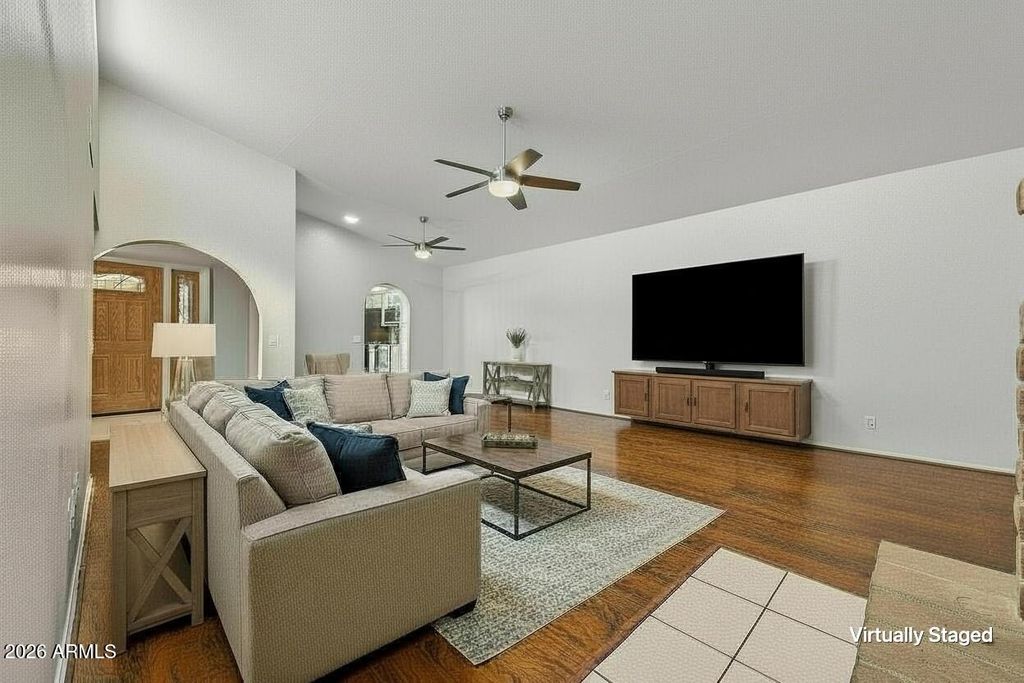 2915 W KELTON Lane, Phoenix, AZ 85053 — photo 5