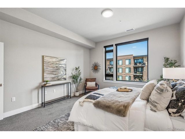 6618 E Lowry Blvd 205, Denver, CO 80230