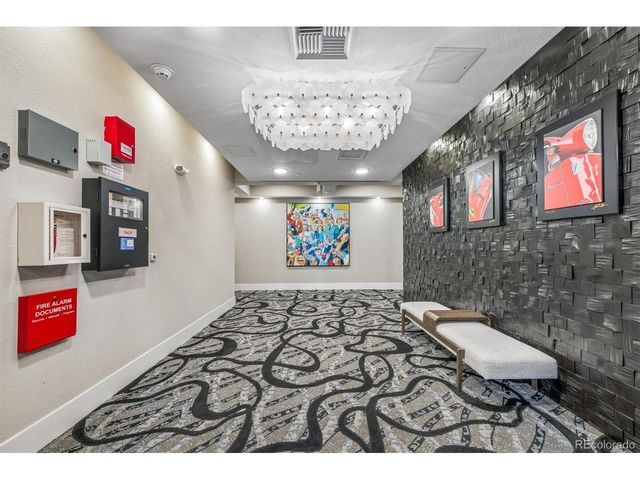 6618 E Lowry Blvd 205, Denver, CO 80230