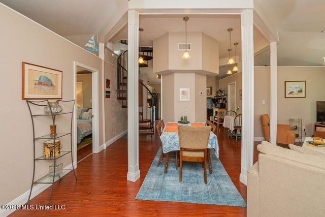 4070 Cardinal Street, Bay Saint Louis, MS 39520