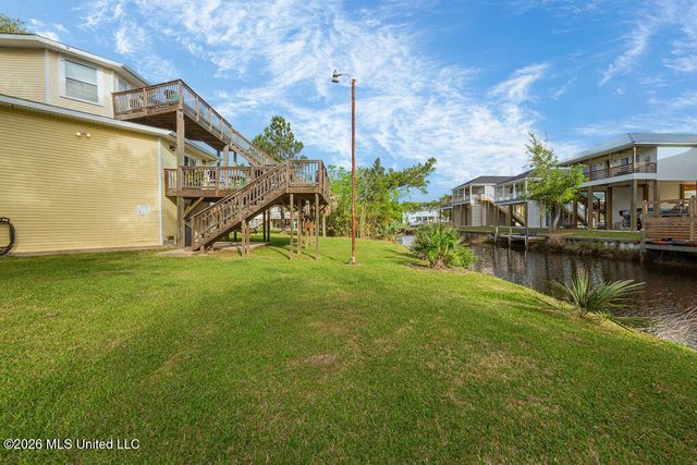 4070 Cardinal Street, Bay Saint Louis, MS 39520