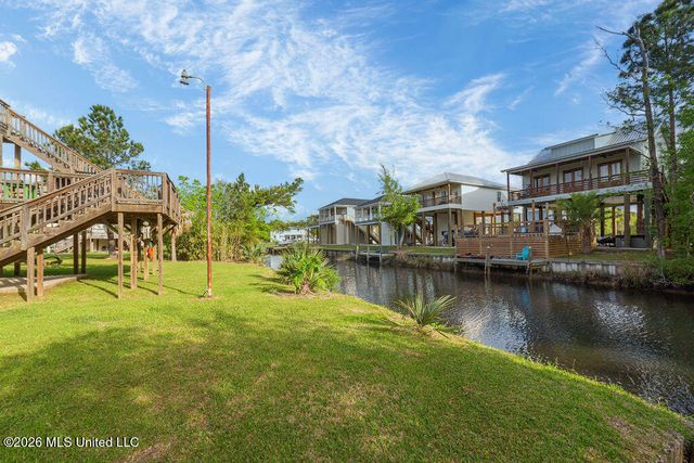 4070 Cardinal Street, Bay Saint Louis, MS 39520