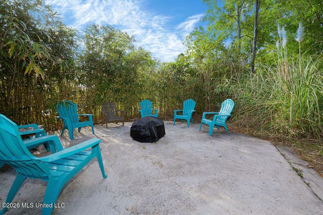 4070 Cardinal Street, Bay Saint Louis, MS 39520