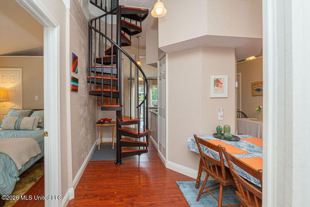 4070 Cardinal Street, Bay Saint Louis, MS 39520