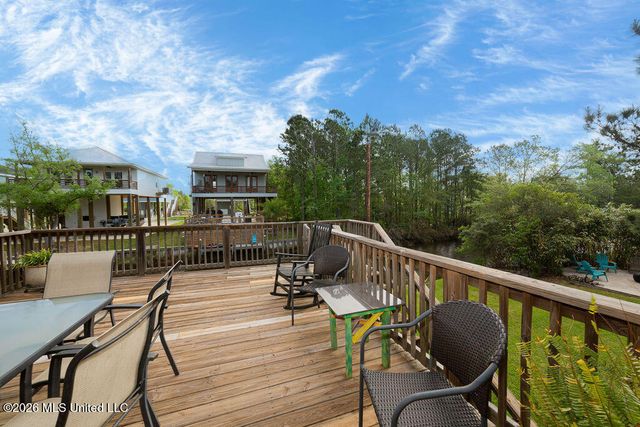 4070 Cardinal Street, Bay Saint Louis, MS 39520