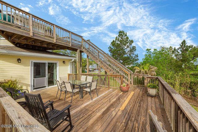 4070 Cardinal Street, Bay Saint Louis, MS 39520