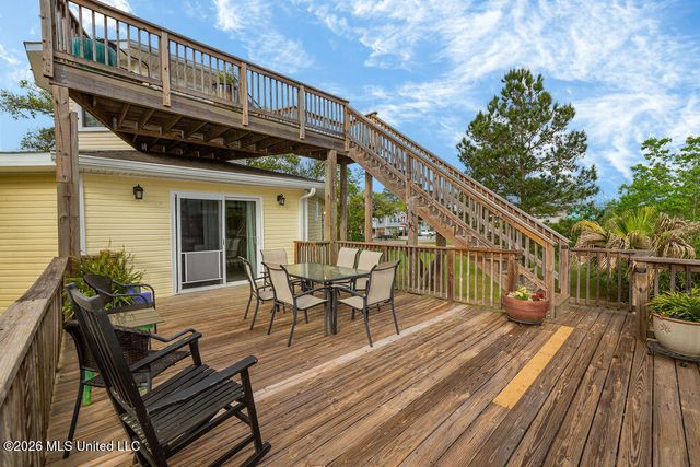 4070 Cardinal Street, Bay Saint Louis, MS 39520