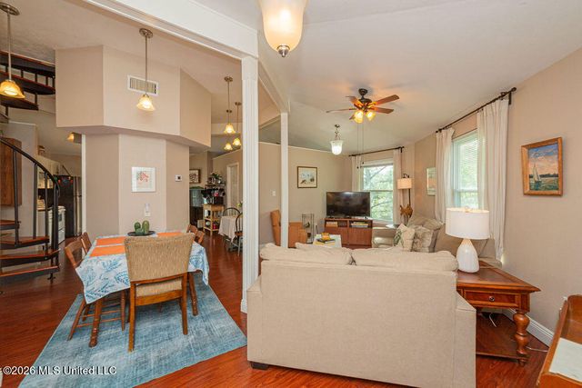 4070 Cardinal Street, Bay Saint Louis, MS 39520