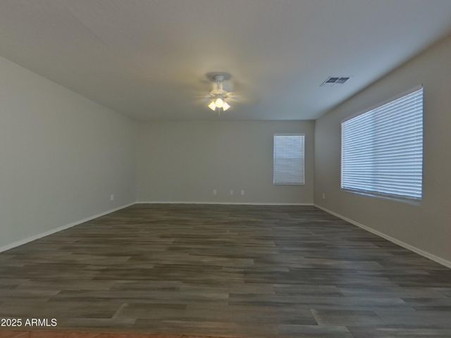 24172 W DESERT BLOOM Street, Buckeye, AZ 85326