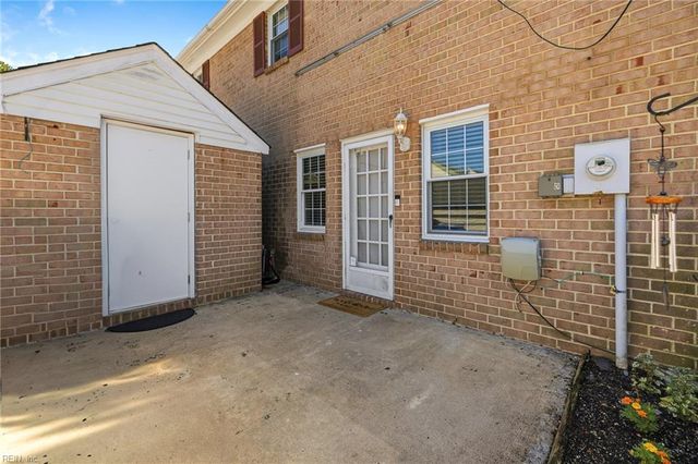 3187 Reese DR, Portsmouth, VA 23703
