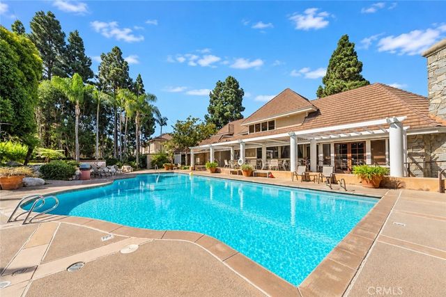 2551 Plaza Del Amo, Torrance, CA 90503